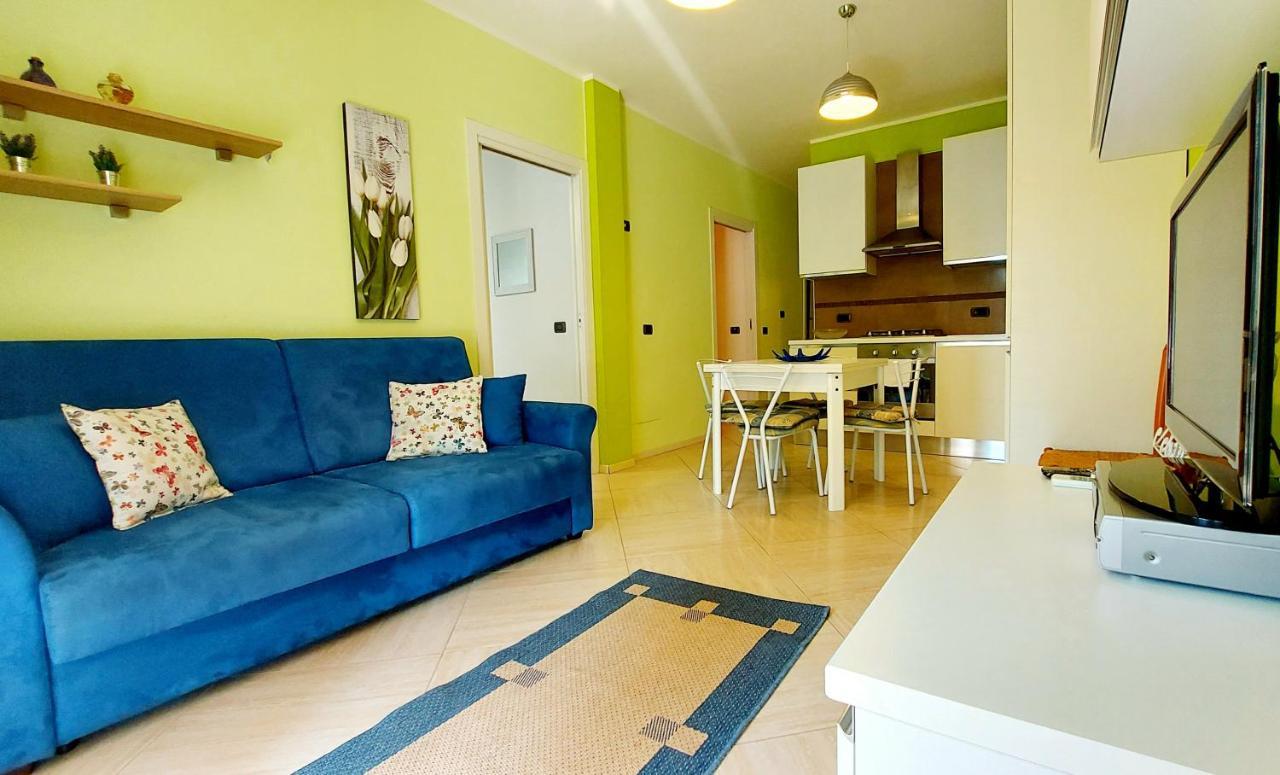 Colors Pool Apartment Bardolino Luaran gambar