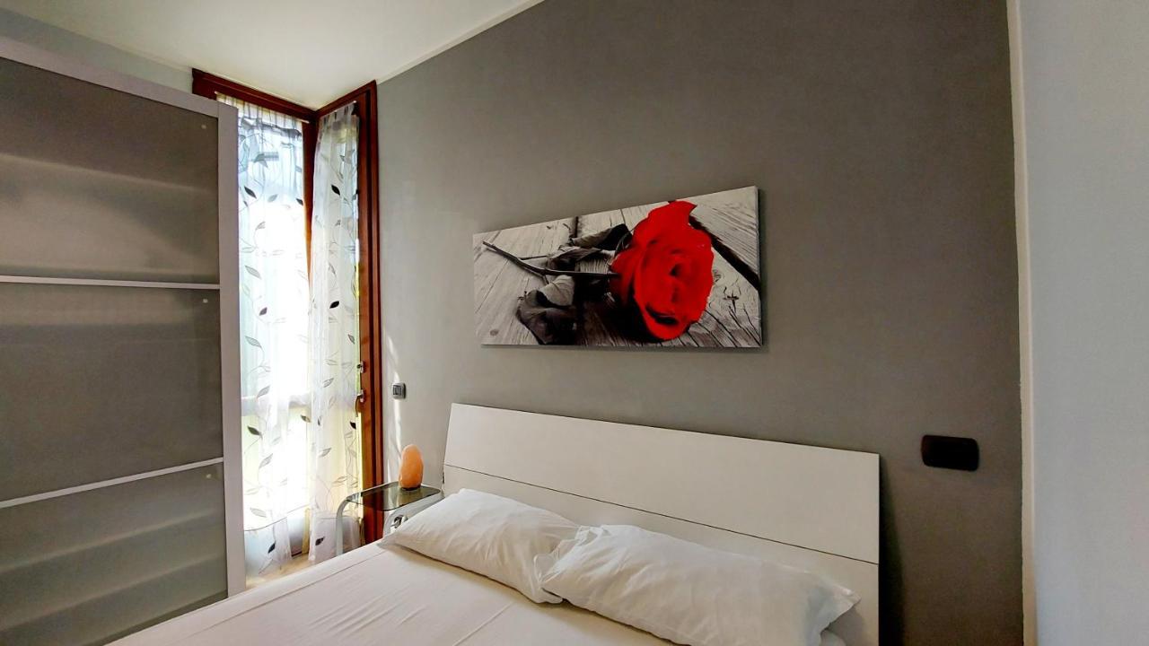Colors Pool Apartment Bardolino Luaran gambar