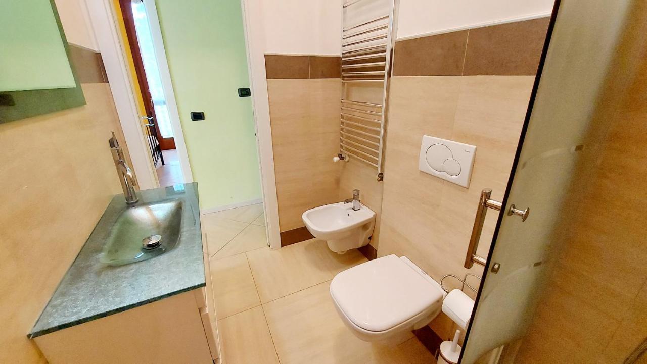 Colors Pool Apartment Bardolino Luaran gambar