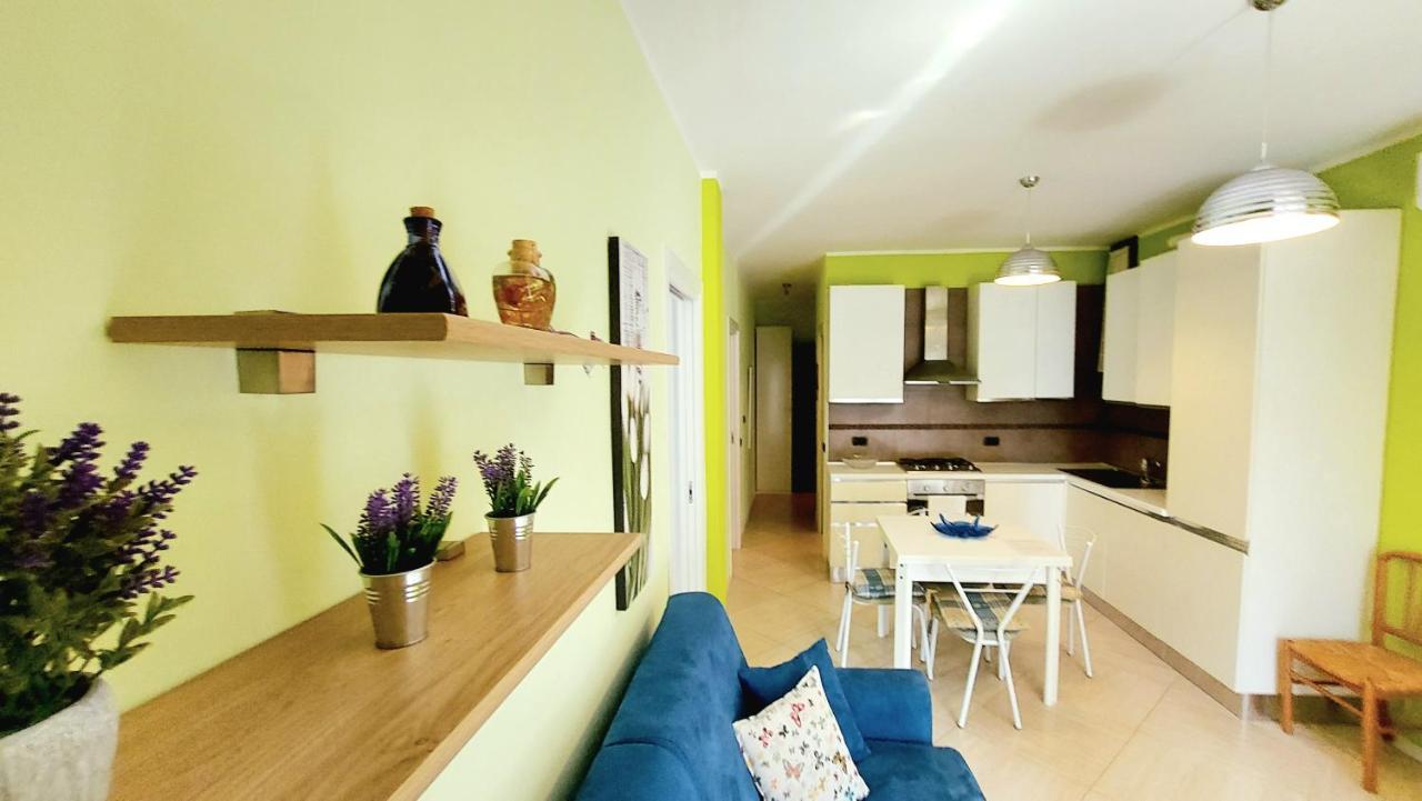Colors Pool Apartment Bardolino Luaran gambar